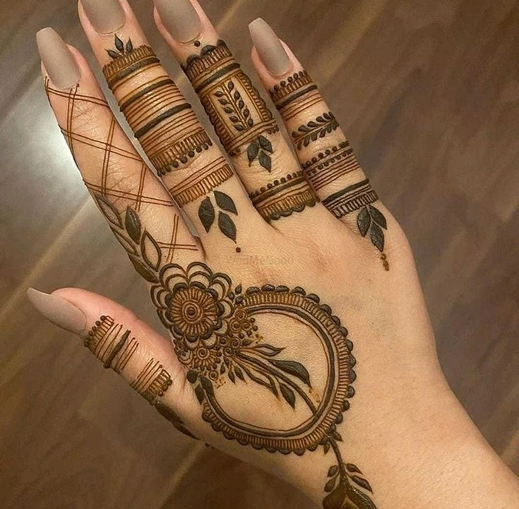 طرح حنا روی دست دخترانه 2