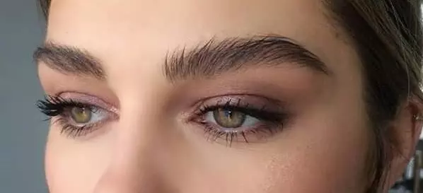 مدل ابروی دخترانه 1