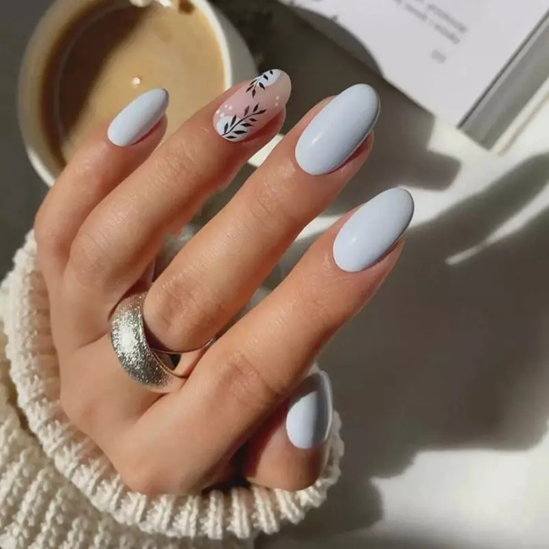 مدل ناخن مینیمال دخترانه 23