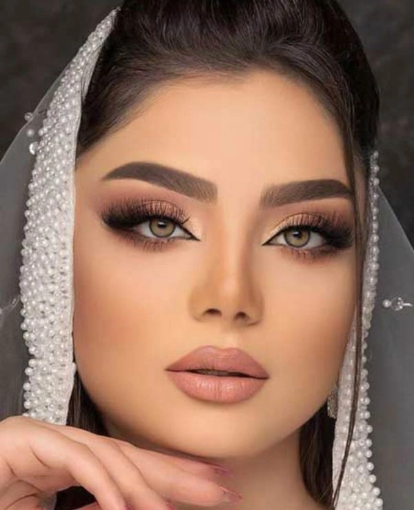 مدل آرایش چشم لایت اروپایی 9