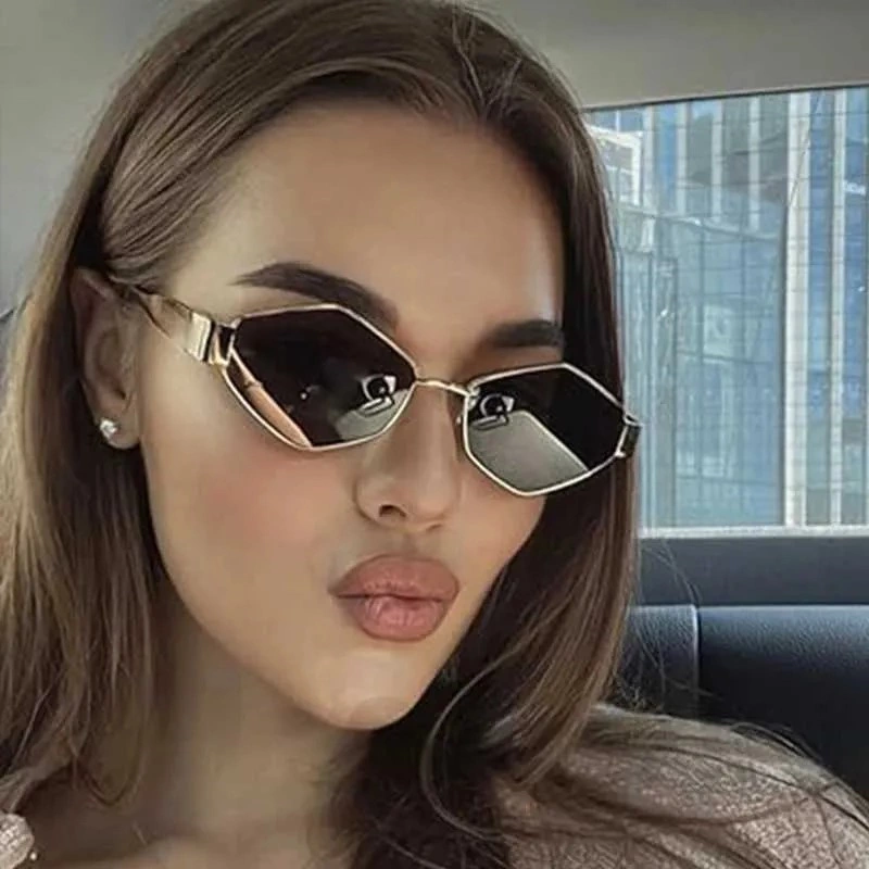 مدل عینک آفتابی چند ضلعی 10