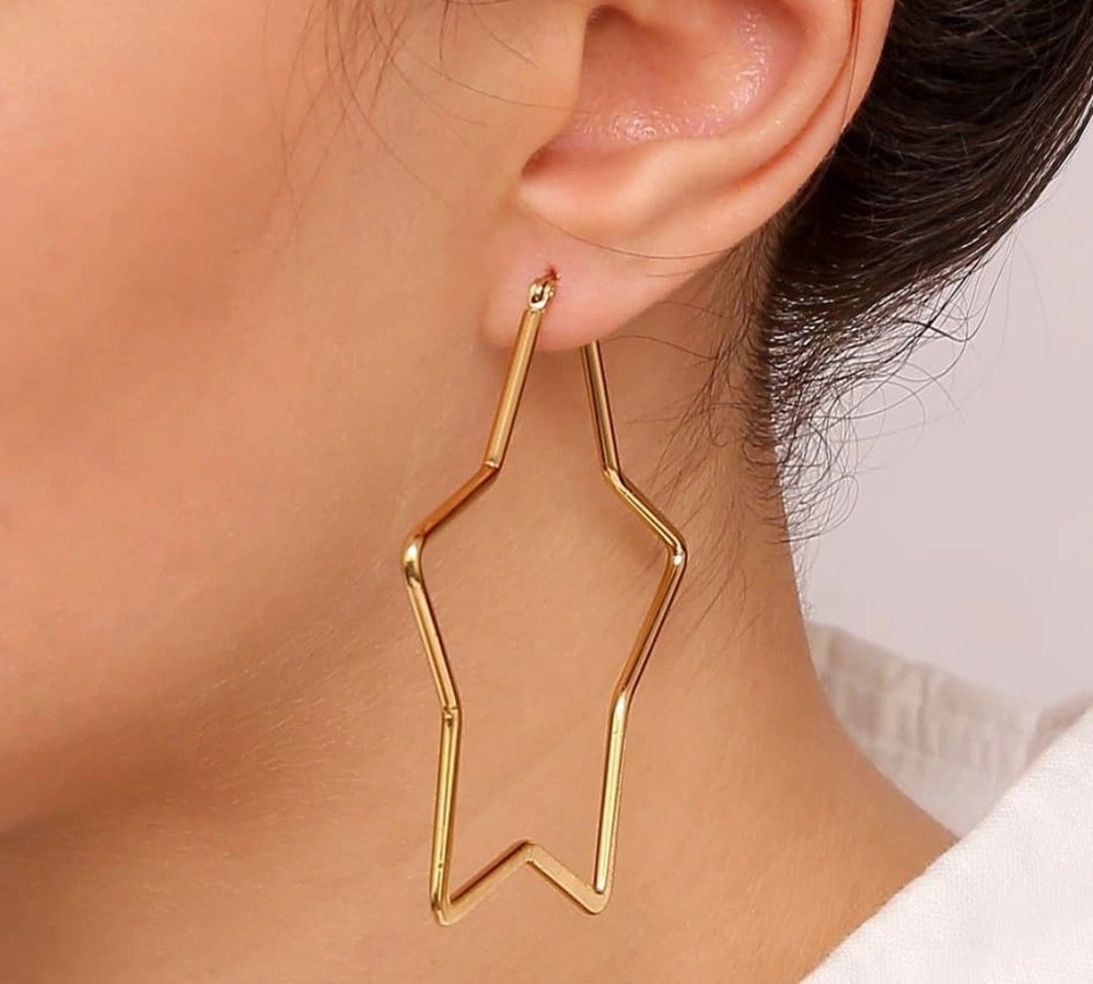 مدل گوشواره حلقه ای بزرگ 8