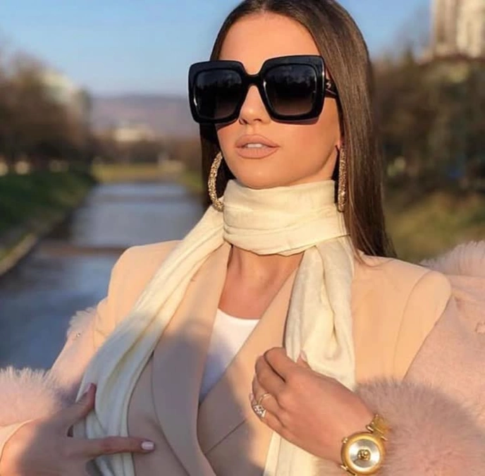 مدل عینک افتابی مربعی زنانه 18