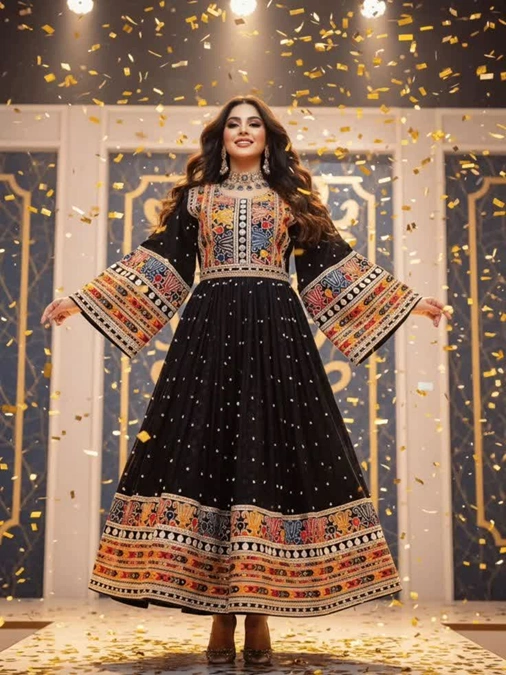 مدل مانتو سنتی وسوزن دوزی 20