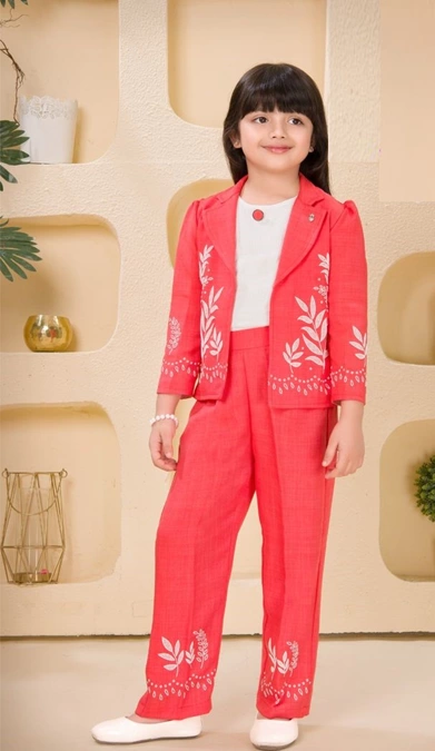 مدل کت و شلوار دخترانه 7