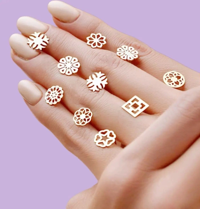 مدل گوشواره میخی ریز 19