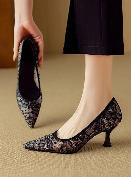 مدل کفش پاشنه گربه‌ ای 7