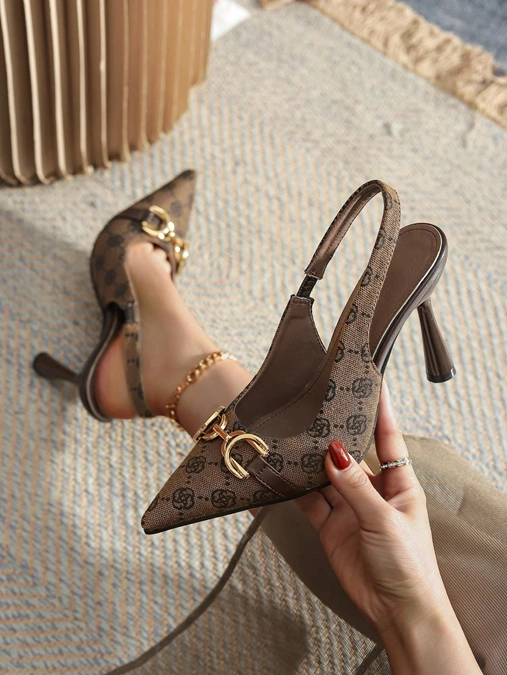 مدل کفش پاشنه گربه‌ ای 8