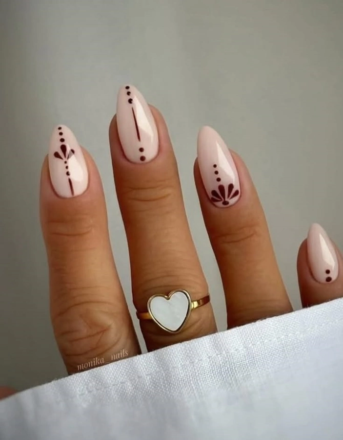طرح حنا روی ناخن 6