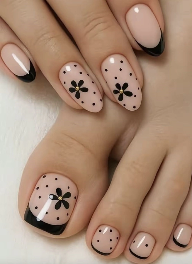 فرنچ ناخن پا 10 فرنچ ناخن پا 10