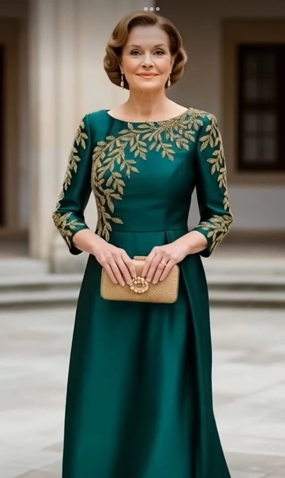 مدل لباس مجلسی زنانه ۵۰ ساله 16
