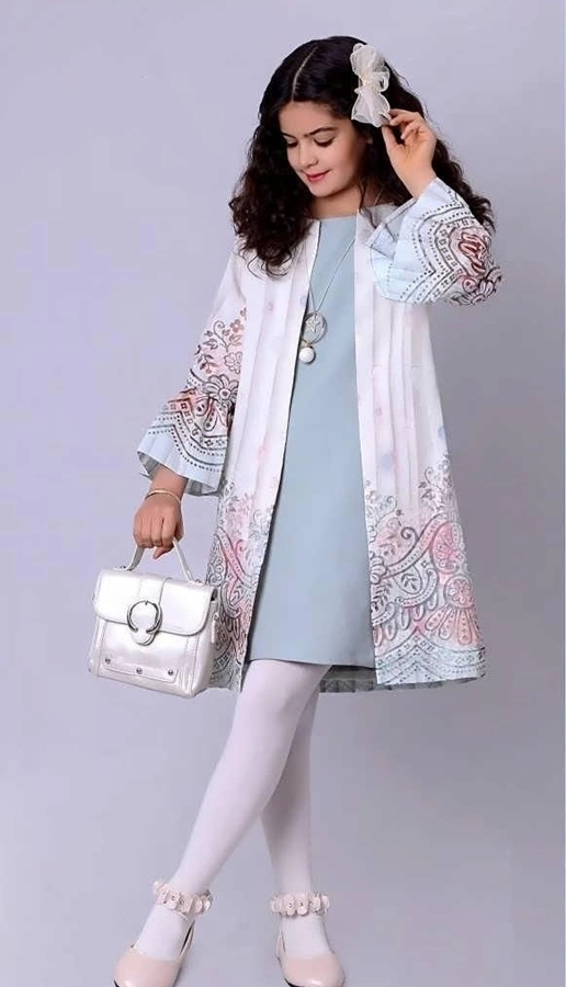 مدل مانتو دخترانه ۱۳ ساله 10