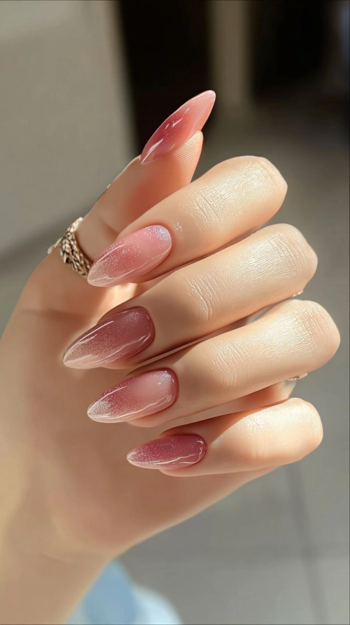 مدل ناخن آمبره صورتی 4 مدل ناخن آمبره صورتی 4